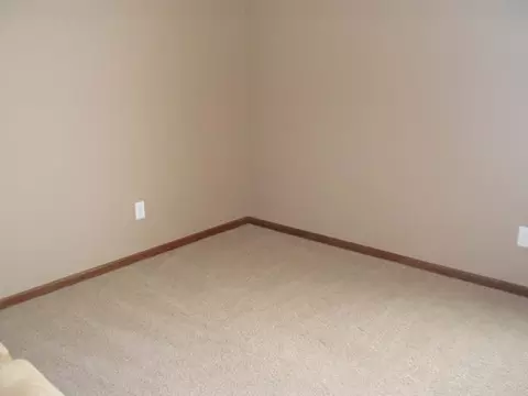 908 Bremner Ave, Bismarck, ND 58503 photo 16