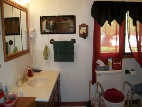 410 Main St, Denhoff, ND 58430 photo 6