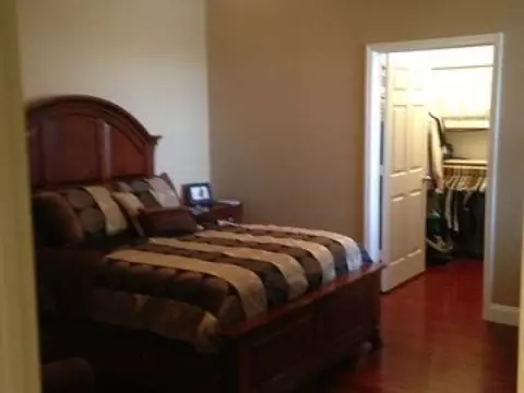 927 Calvert Dr, Bismarck, ND 58503 photo 4