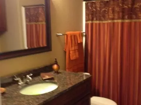 927 Calvert Dr, Bismarck, ND 58503 photo 3