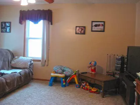1622 Bowen Ave E, Bismarck, ND 58504 photo 4