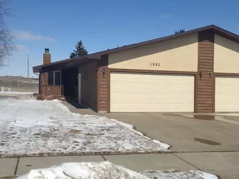 1980 Capitol Ave E, Bismarck, ND 58501 photo 1