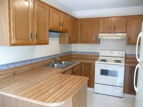 2865 Warwick Lp # -D, Bismarck, ND 58504 photo 7