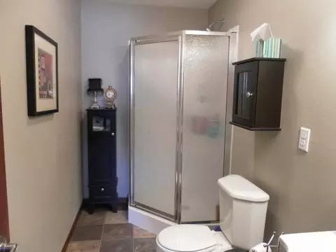 4910 Durango Dr, Bismarck, ND 58503 photo 11