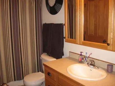 732 Cody Dr, Bismarck, ND 58503 photo 7