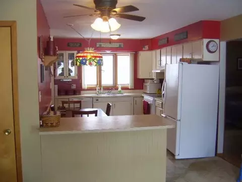 623 29 N St, Bismarck, ND 58501 photo 3
