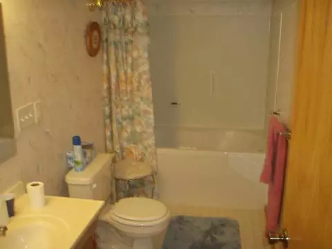 3003 19th St, Bismarck, ND 58501 photo 2
