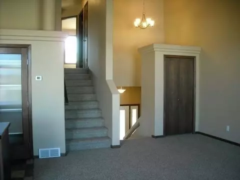 1745 Calgary Lp, Bismarck, ND 58503 photo 8