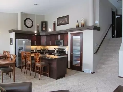 1745 Calgary Lp, Bismarck, ND 58503 photo 2