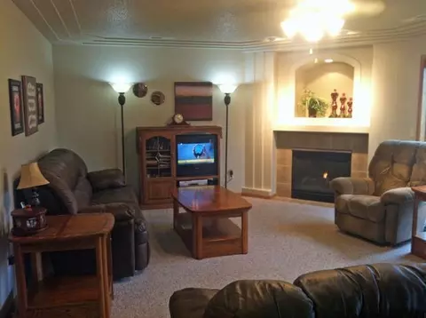 1214 Eagle Crest Lp, Bismarck, ND 58503 photo 17