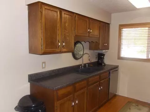 1721 9 Ave SE, Mandan, ND 58554 photo 10