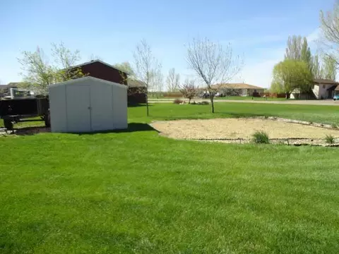 3632 Regent Dr E, Bismarck, ND 58504 photo 14