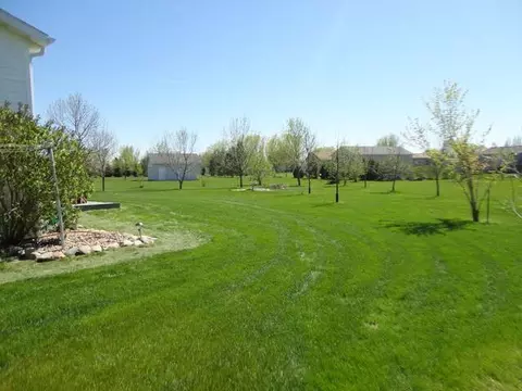 3632 Regent Dr E, Bismarck, ND 58504 photo 15