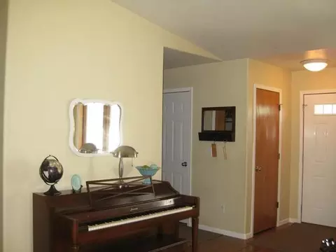 8021 Beacon Lp, Bismarck, ND 58504 photo 23