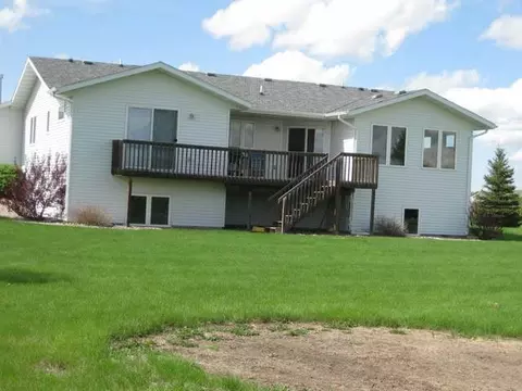 8021 Beacon Lp, Bismarck, ND 58504 photo 56
