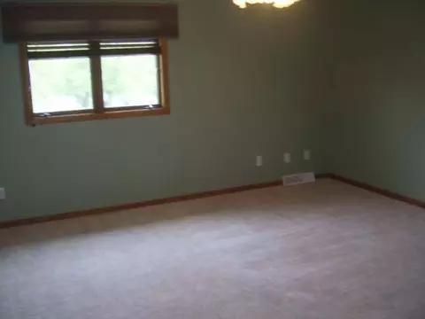 105 Brandon Dr E, Bismarck, ND 58503 photo 10