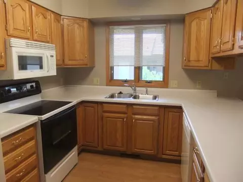 1967 Capitol Ave E, Bismarck, ND 58501 photo 4