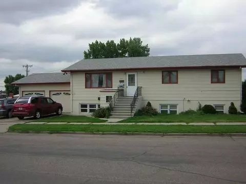1314 Spaulding Ave, Bismarck, ND 58501 photo 1