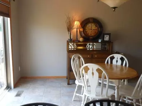 2963 Remuda Dr, Bismarck, ND 58503 photo 5