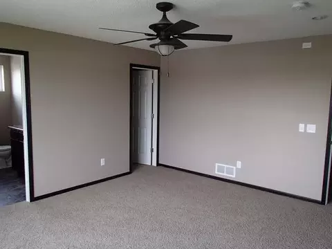 2629 Douglas Pl SE, Mandan, ND 58554 photo 5