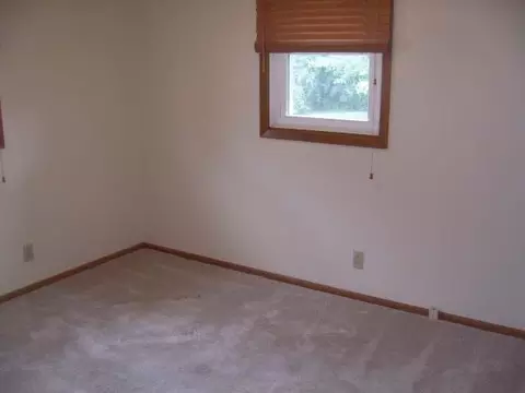 318 Interstate Ave W, Bismarck, ND 58503 photo 17