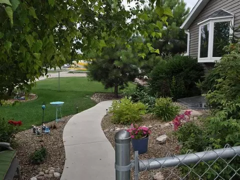 2801 8th Ave NW, Mandan, ND 58554 photo 2