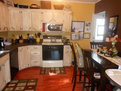 217 Hill St, Bismarck, ND 58504 photo 6