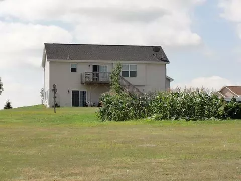 5608 Copper Pt, Bismarck, ND 58504 photo 2
