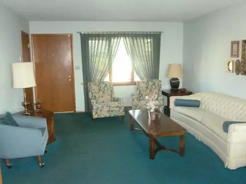 901 Custer Dr, Mandan, ND 58554 photo 2