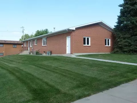 901 Custer Dr, Mandan, ND 58554 photo 9
