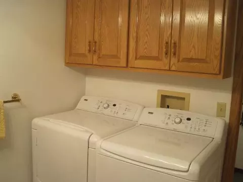 1615 Divide Ave E, Bismarck, ND 58501 photo 20