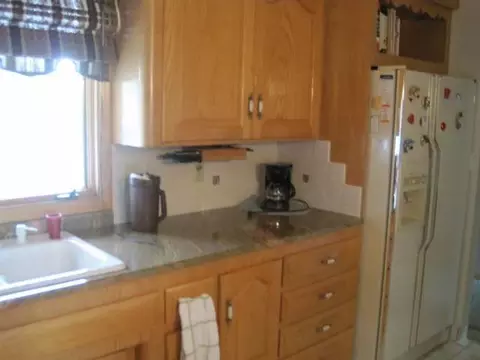 1615 Divide Ave E, Bismarck, ND 58501 photo 12