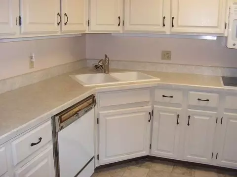 465 Brandon Dr E, Bismarck, ND 58503 photo 8