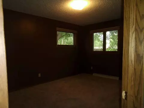1714 3rd St S, Bismarck, ND 58504 photo 6