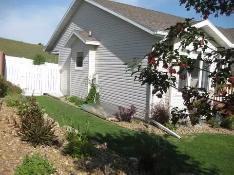 1616 Crane Dr, Bismarck, ND 58501 photo 25