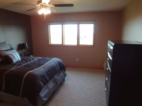 731 Brome Lp, Bismarck, ND 58503 photo 9