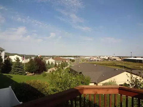 731 Brome Lp, Bismarck, ND 58503 photo 24