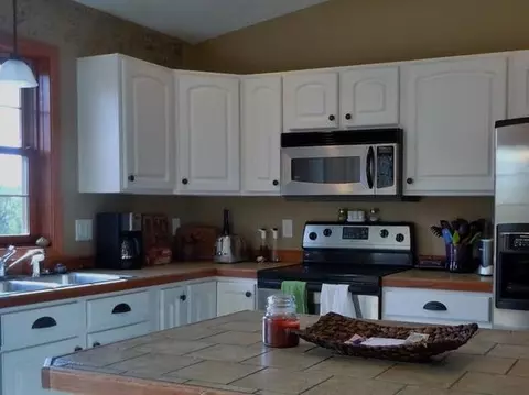 7200 Quartz, Bismarck, ND 58503 photo 5