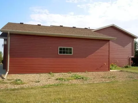 7200 Quartz, Bismarck, ND 58503 photo 29