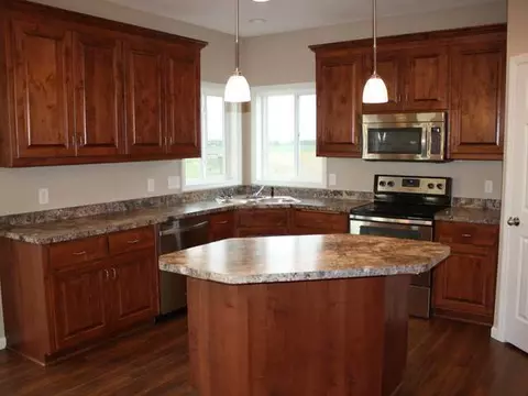 2727 Calgary Ave E, Bismarck, ND 58503 photo 4