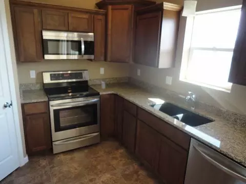 1013 Calvert Ci, Bismarck, ND 58501 photo 20