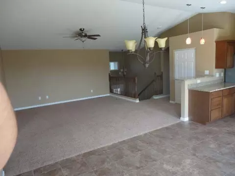 1013 Calvert Ci, Bismarck, ND 58501 photo 6