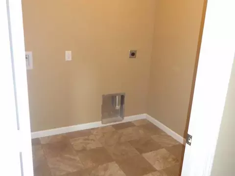 1013 Calvert Ci, Bismarck, ND 58501 photo 28
