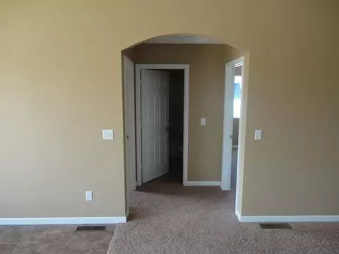 1013 Calvert Ci, Bismarck, ND 58501 photo 14