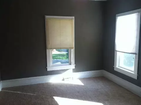 301 Collins Ave, Mandan, ND 58554 photo 6