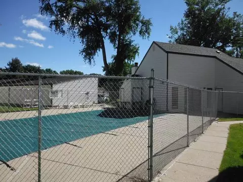 1183 Jefferson Ave, Bismarck, ND 58504 photo 3