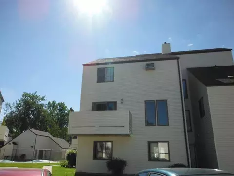 1183 Jefferson Ave, Bismarck, ND 58504 photo 1