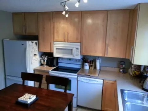 334 Willow, Bismarck, ND 58504 photo 11