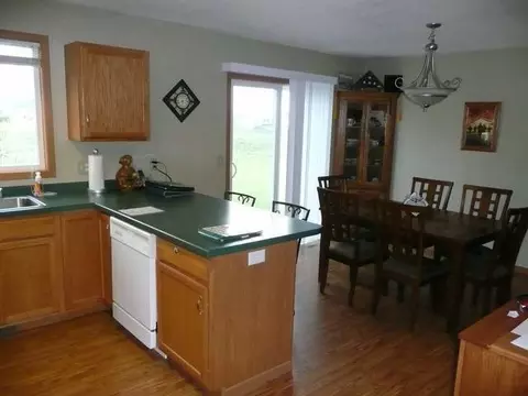 4916 Fairfax Lp, Bismarck, ND 58503 photo 12