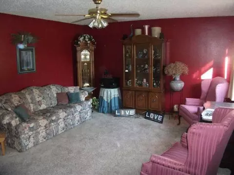 1724 Divide Ave E, Bismarck, ND 58501 photo 4